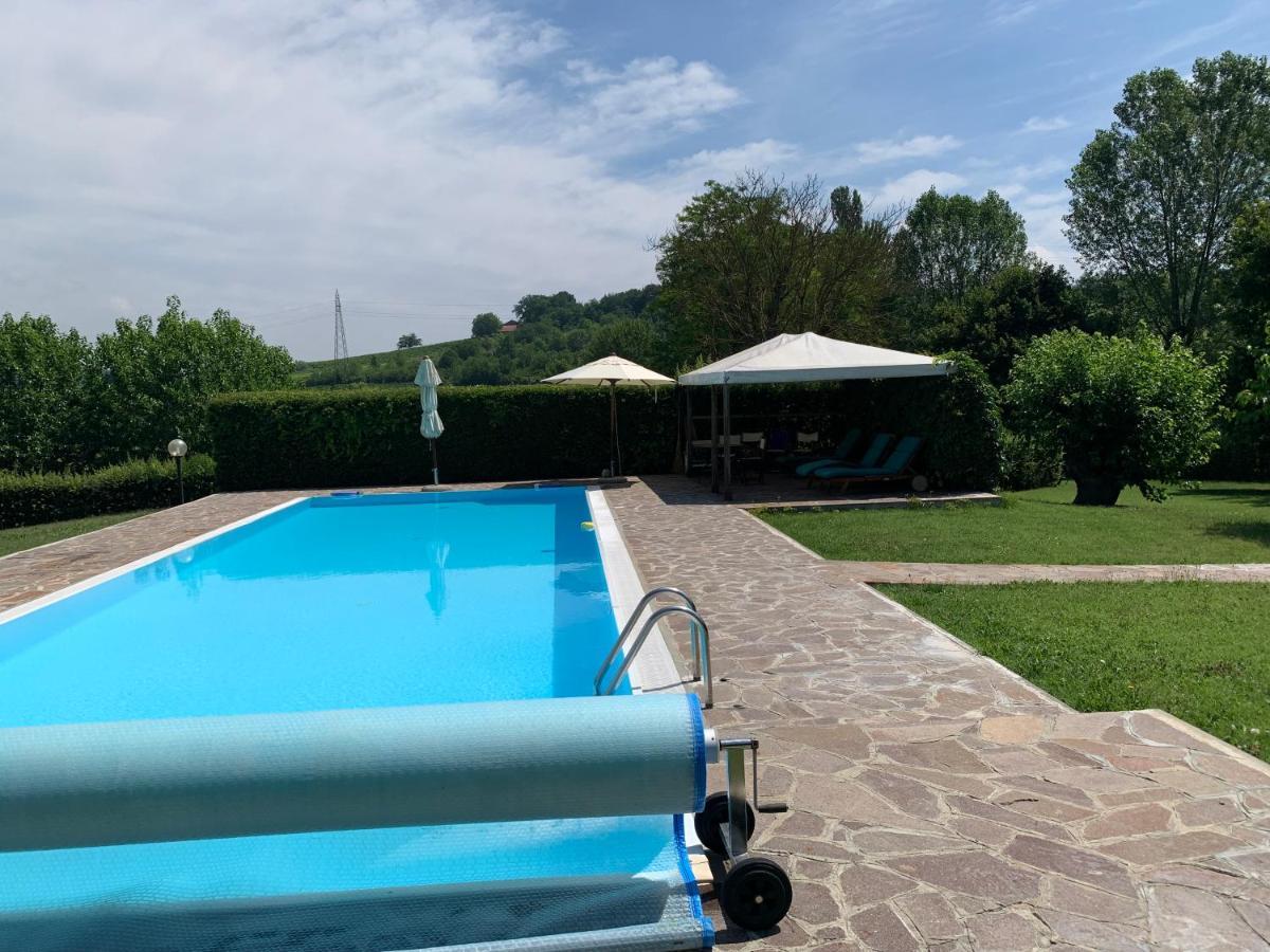 Apart-Agriturismo "La Colomba" نيتسا مونفيراتو المظهر الخارجي الصورة