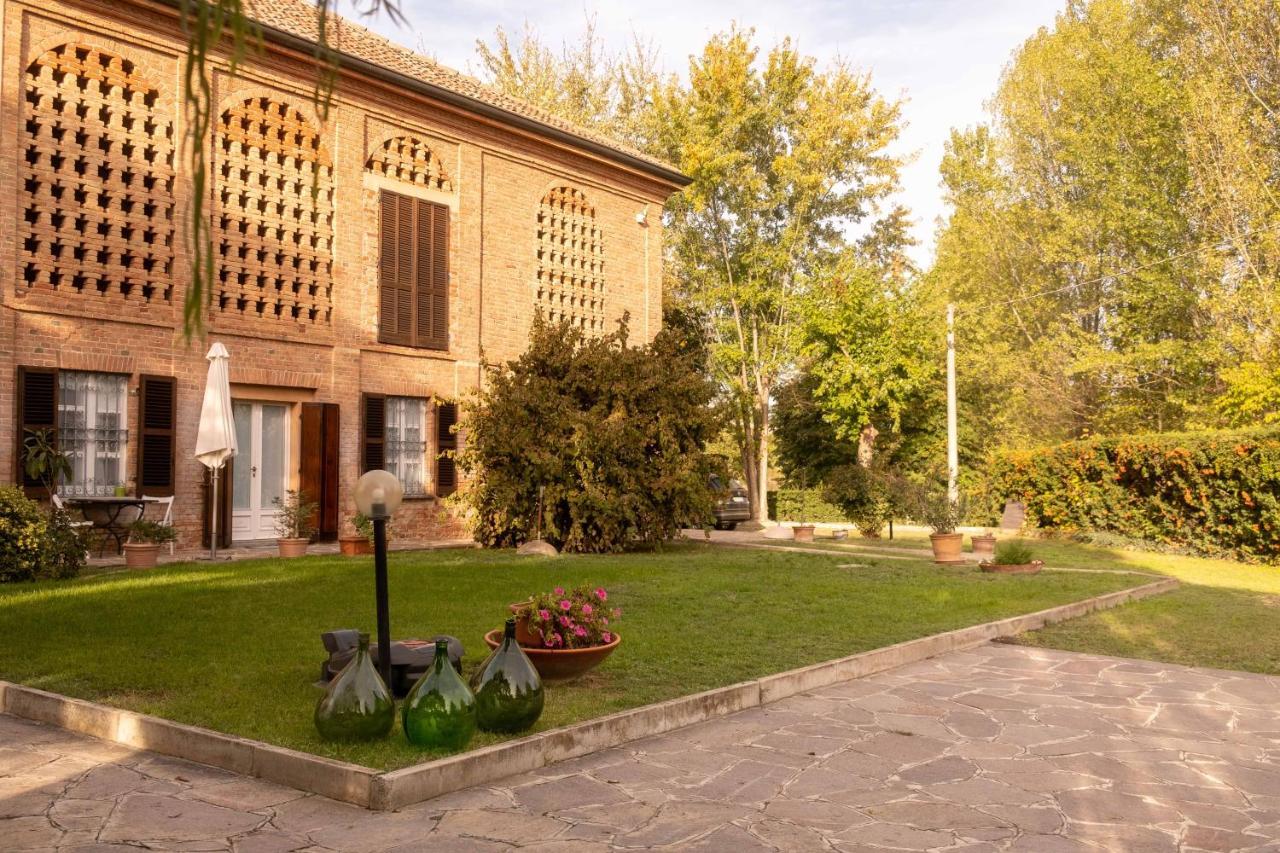 Apart-Agriturismo "La Colomba" نيتسا مونفيراتو المظهر الخارجي الصورة